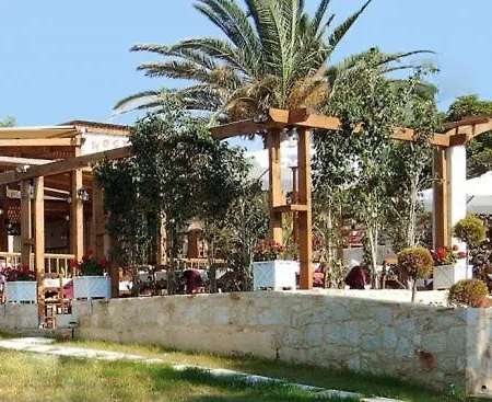 Ξενοδοχείο Casa Nostos Aγία Μαρίνα